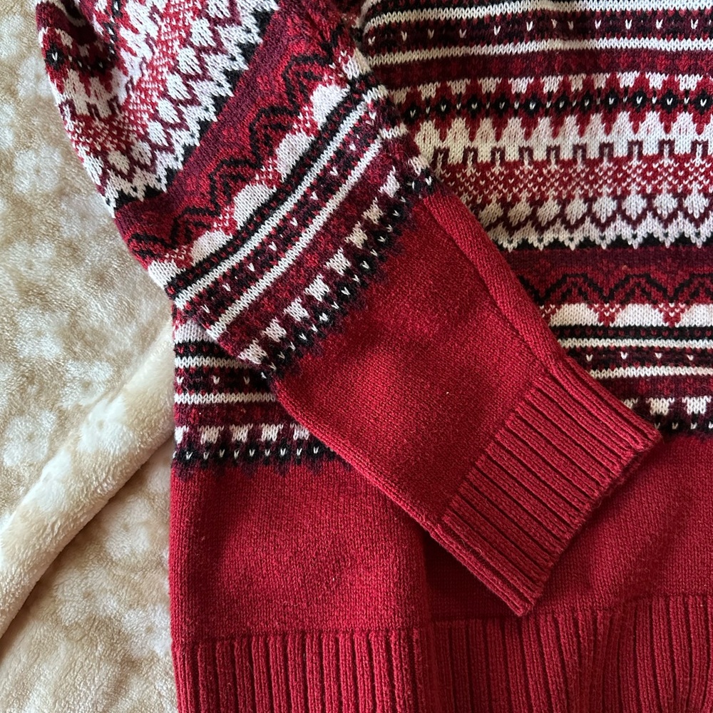 Croft & Barrow Men's Red and White Patterned Crewneck Sweater